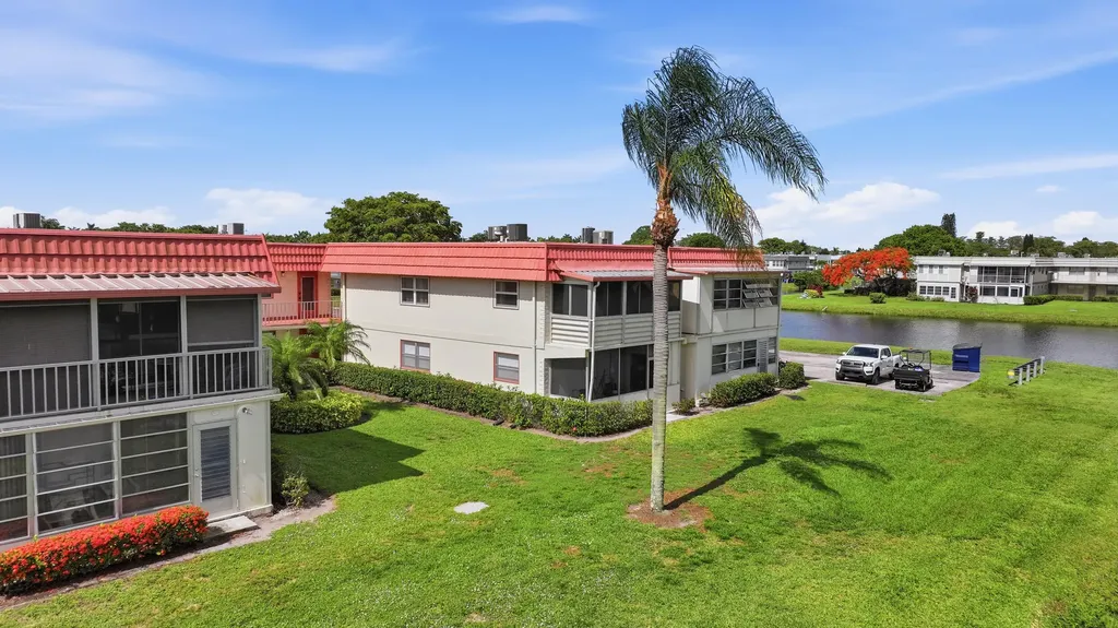 47 Saxony A Delray Beach FL 33446