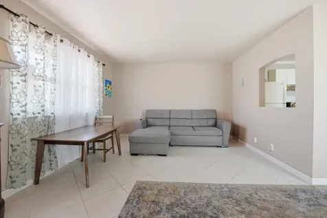 47 Saxony A Delray Beach FL 33446