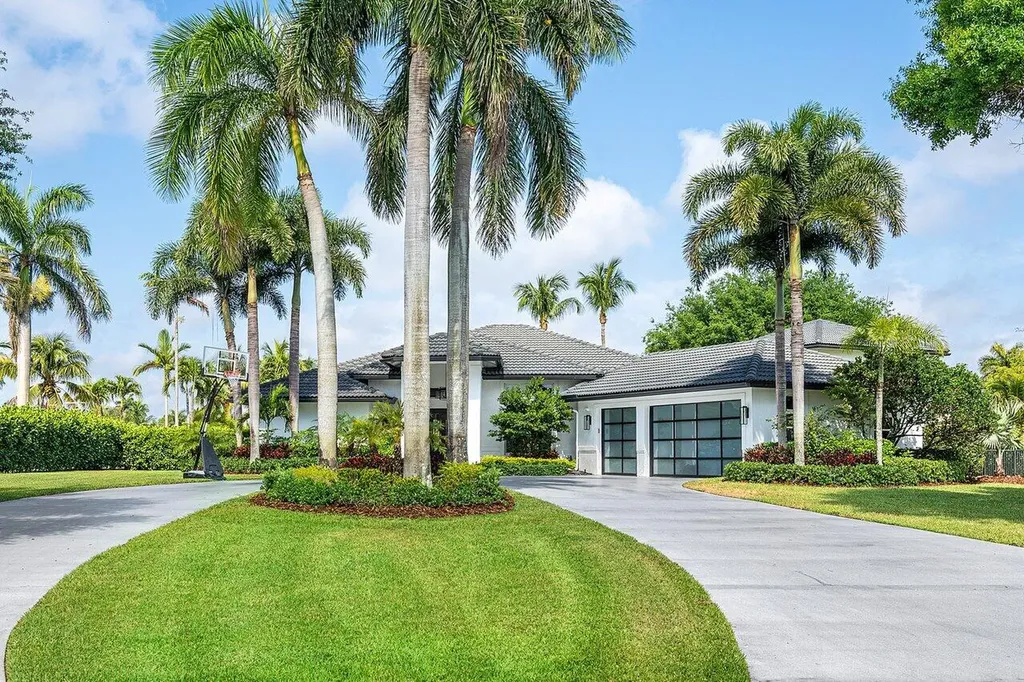8331 Sawpine Road Delray Beach FL 33446