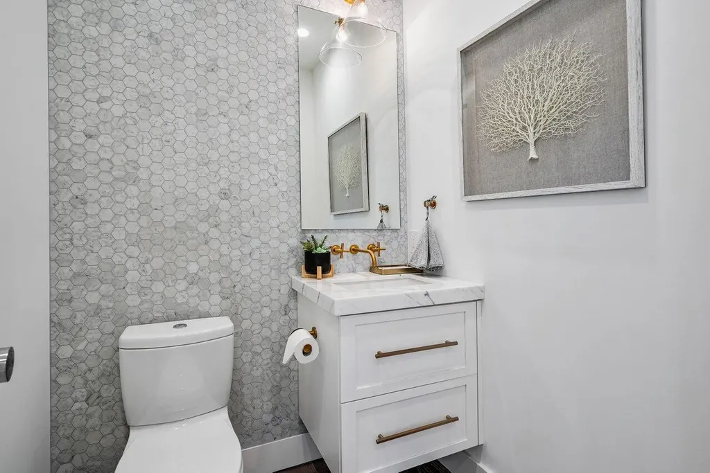 8331 Sawpine Road Delray Beach FL 33446