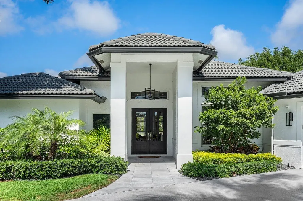 8331 Sawpine Road Delray Beach FL 33446