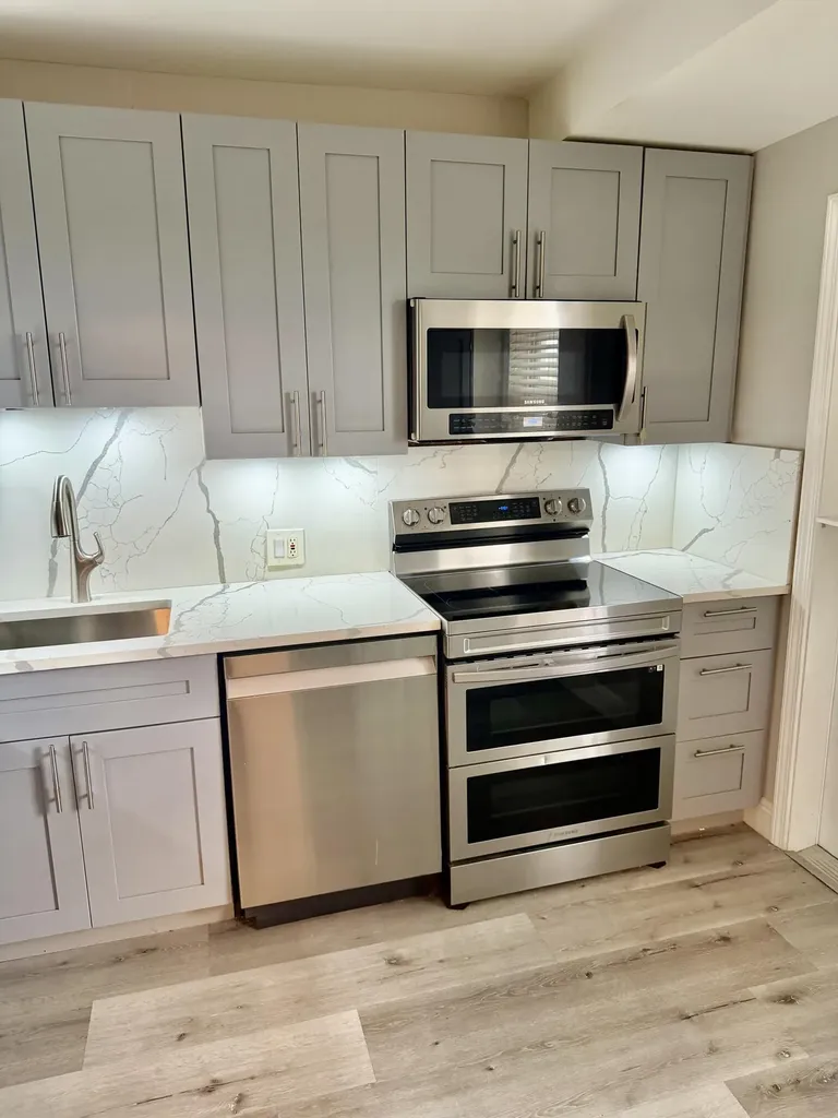 2801 N Palm Aire Drive Pompano Beach FL 33069
