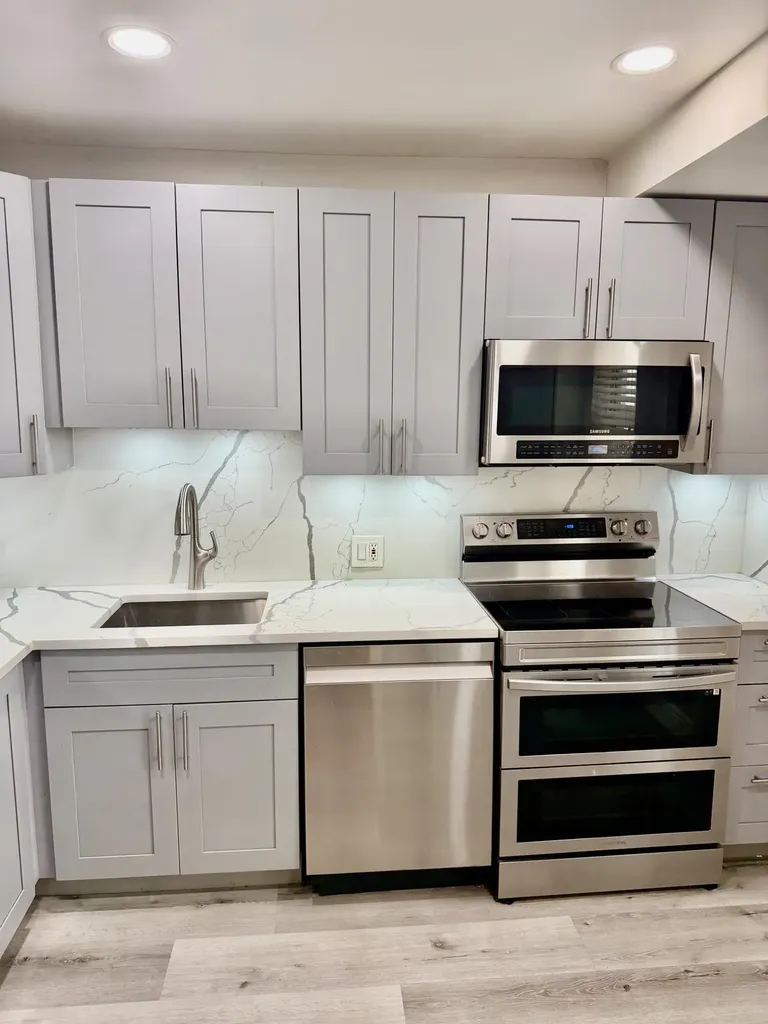 2801 N Palm Aire Drive Pompano Beach FL 33069