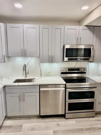 2801 N Palm Aire Drive Pompano Beach FL 33069