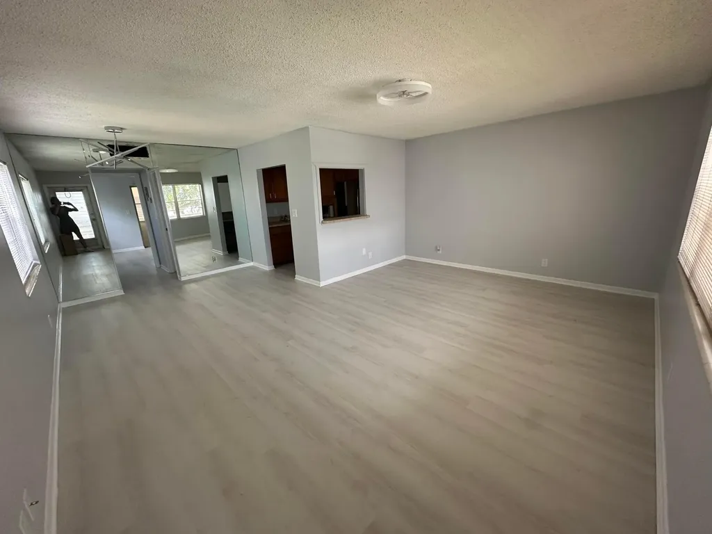 21 Salisbury A West Palm Beach FL 33417
