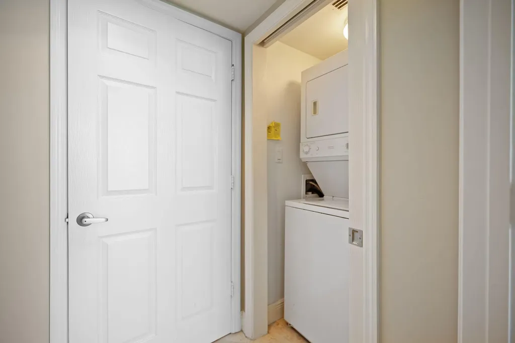 2011 N Ocean Boulevard Fort Lauderdale FL 33305
