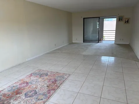 4140 NW 44th Avenue Lauderdale Lakes FL 33319