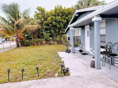 3210 NW 18th Place Lauderhill FL 33311