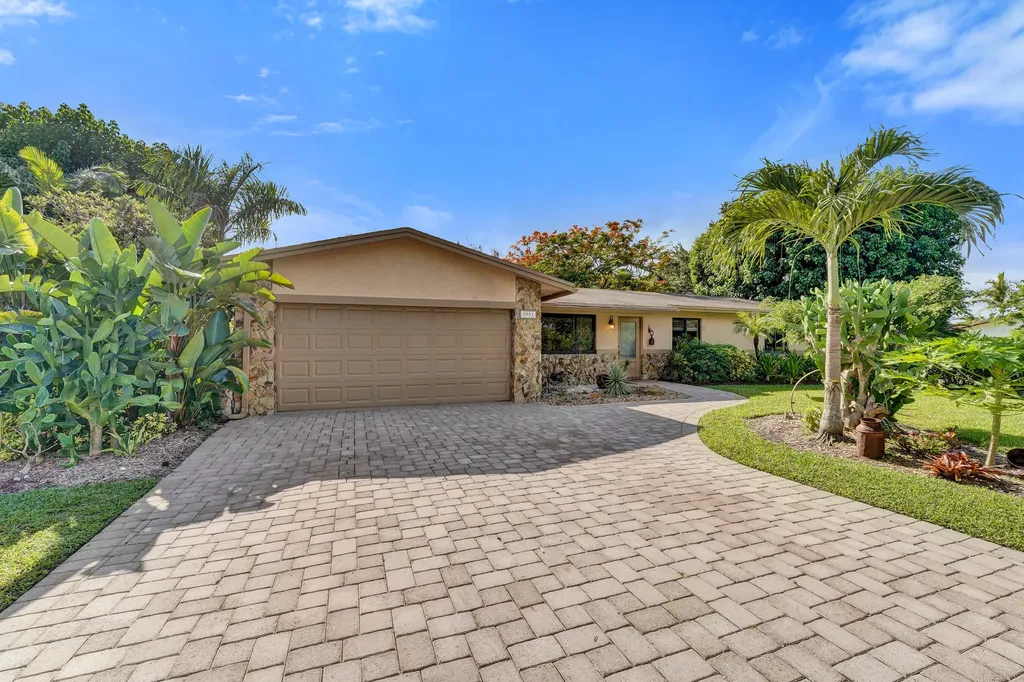 Miramar FL, 3951 SW 137th Avenue