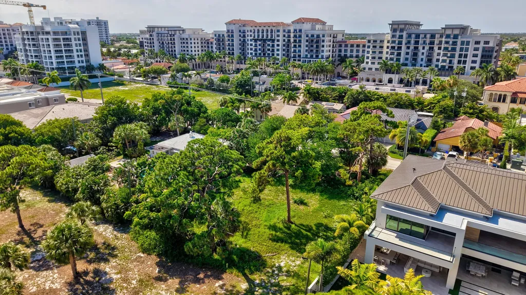 442 E Royal Palm Road Boca Raton FL 33432