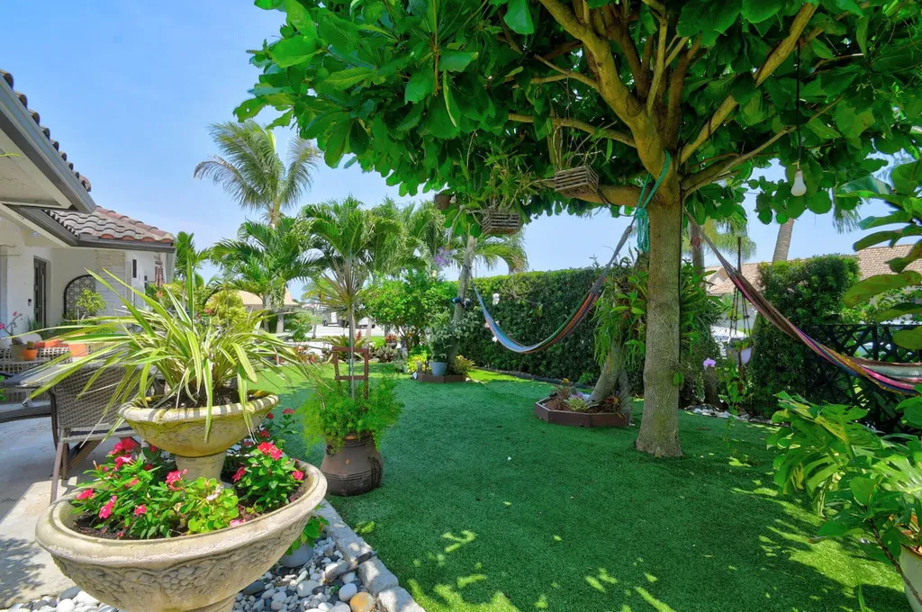 5817 Laurel Green Circle Boynton Beach FL 33437