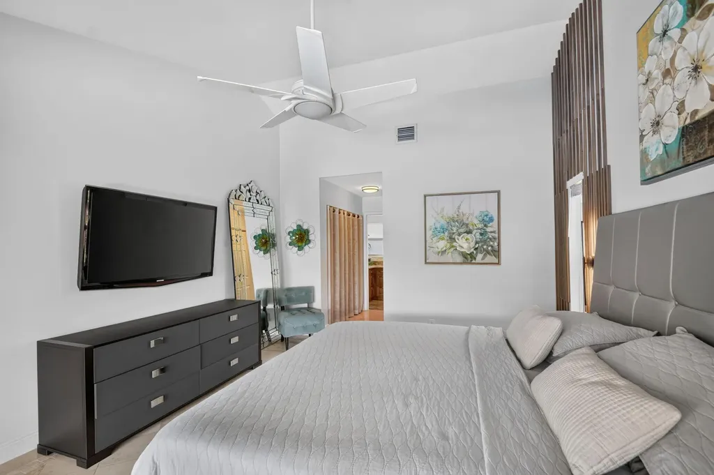 5817 Laurel Green Circle Boynton Beach FL 33437