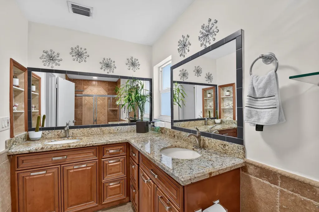 5817 Laurel Green Circle Boynton Beach FL 33437