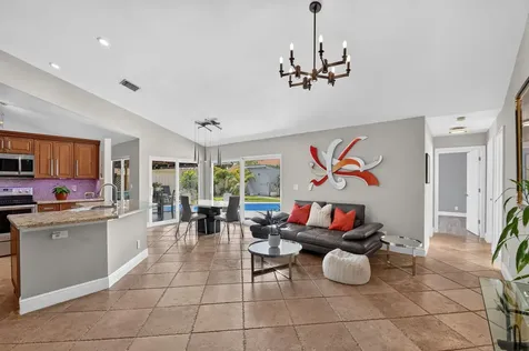 5817 Laurel Green Circle Boynton Beach FL 33437