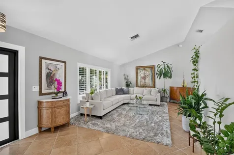 5817 Laurel Green Circle Boynton Beach FL 33437