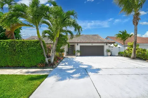 5817 Laurel Green Circle Boynton Beach FL 33437