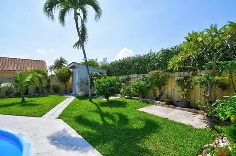 5817 Laurel Green Circle Boynton Beach FL 33437