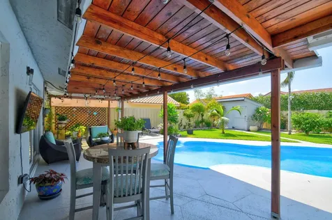5817 Laurel Green Circle Boynton Beach FL 33437