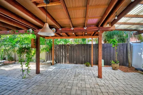 5817 Laurel Green Circle Boynton Beach FL 33437