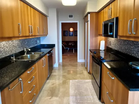 16500 Collins Avenue Sunny Isles Beach FL 33160