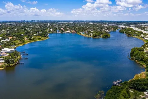 1508 Lake Drive Delray Beach FL 33444