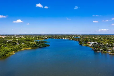 1508 Lake Drive Delray Beach FL 33444