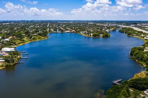 1508 Lake Drive Delray Beach FL 33444