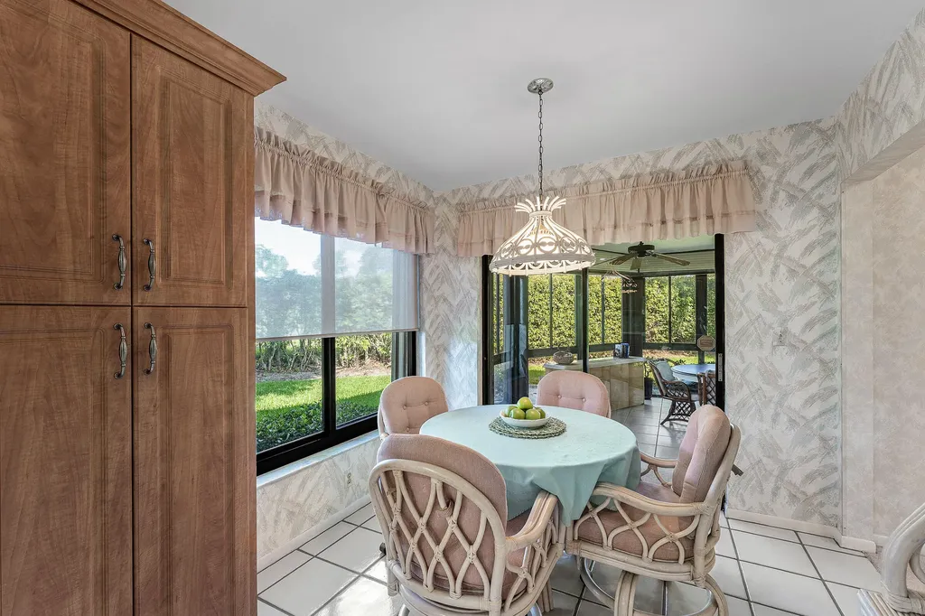 7852 Cloverfield Circle Boca Raton FL 33433