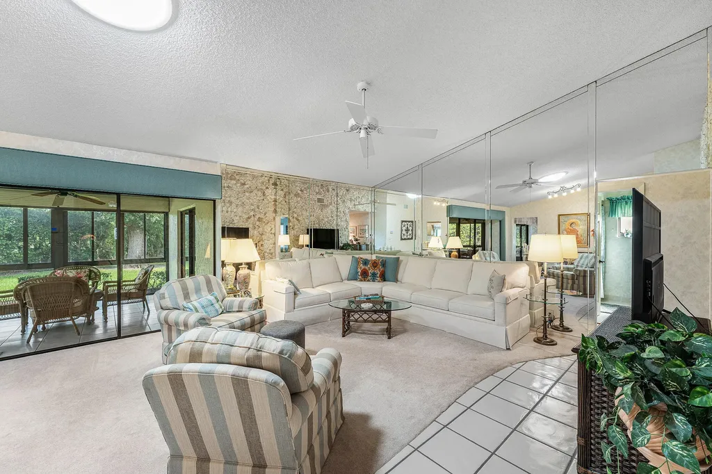 7852 Cloverfield Circle Boca Raton FL 33433