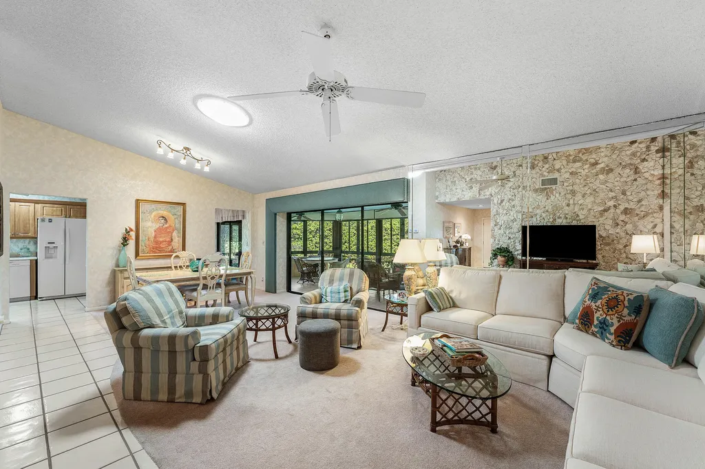 7852 Cloverfield Circle Boca Raton FL 33433