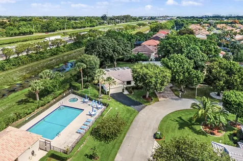7852 Cloverfield Circle Boca Raton FL 33433