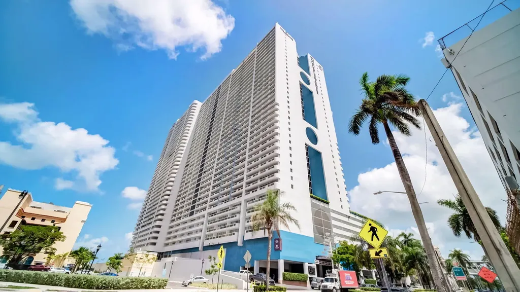 1717 N Bayshore Drive Miami FL 33132