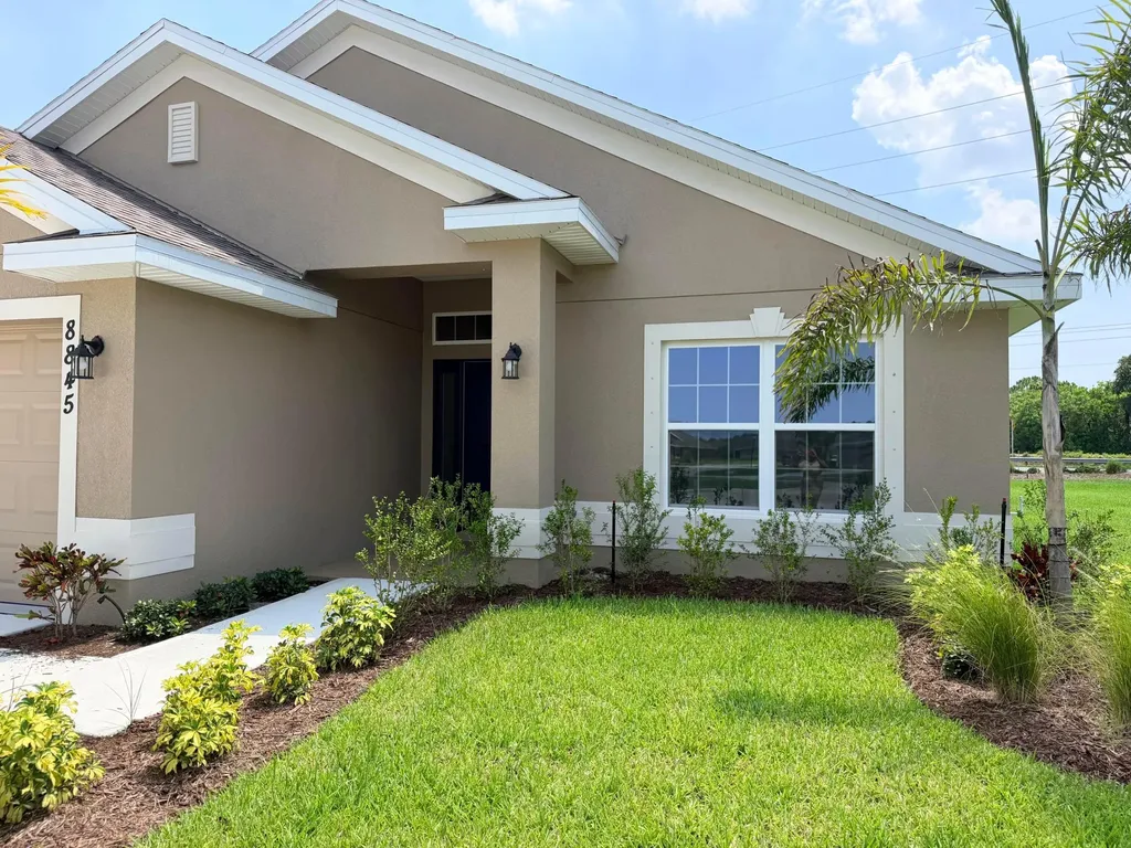8845 Waterstone Boulevard Fort Pierce FL 34951