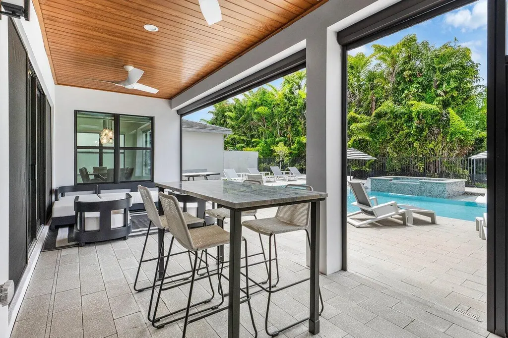8568 Dream Falls Street Boca Raton FL 33496