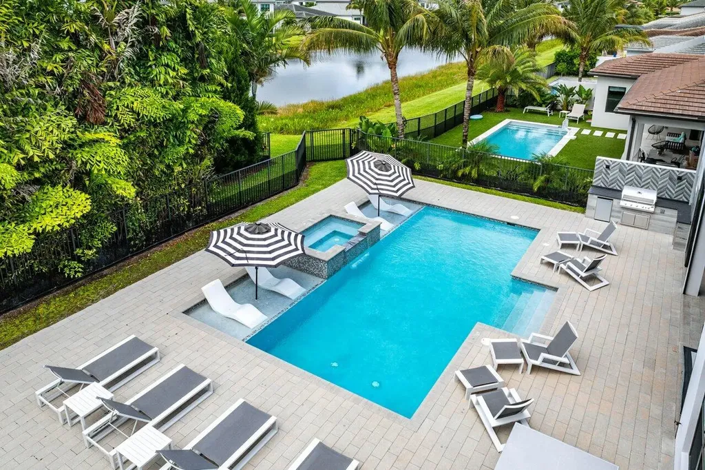 8568 Dream Falls Street Boca Raton FL 33496