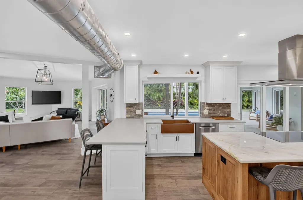 2006 NW 3rd Avenue Delray Beach FL 33444