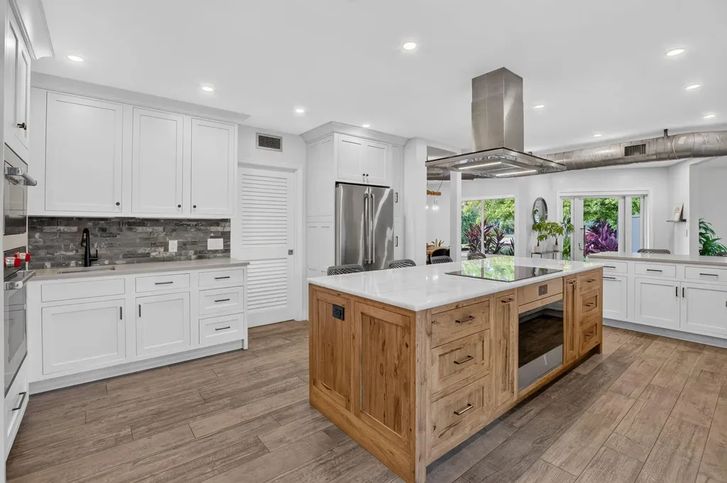 2006 NW 3rd Avenue Delray Beach FL 33444