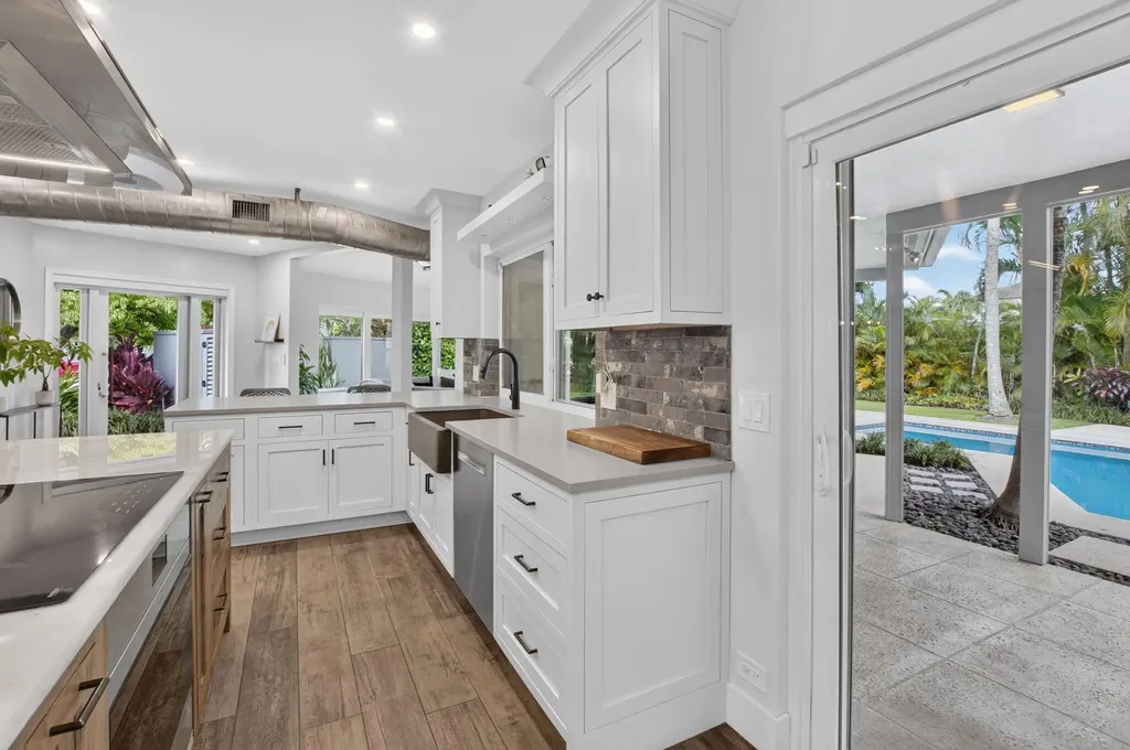 2006 NW 3rd Avenue Delray Beach FL 33444