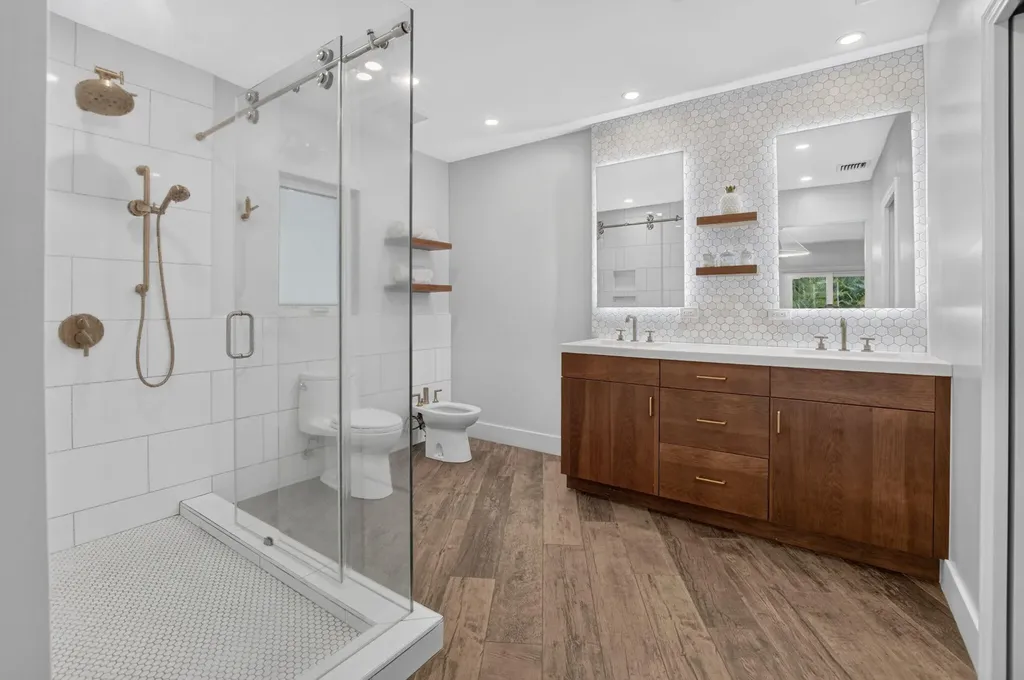 2006 NW 3rd Avenue Delray Beach FL 33444
