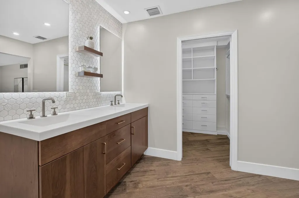 2006 NW 3rd Avenue Delray Beach FL 33444