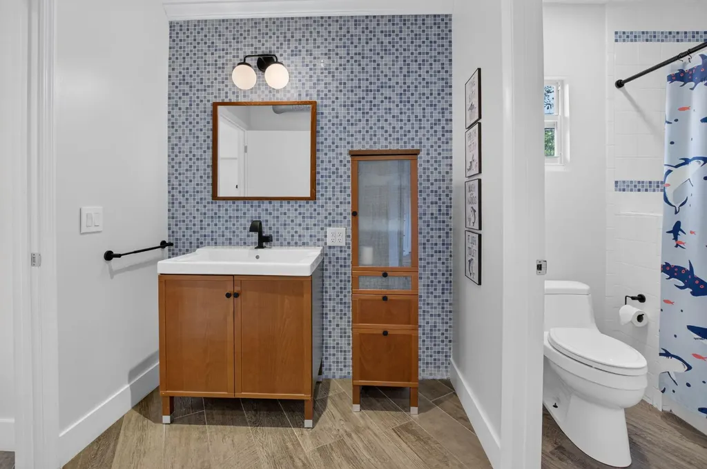 2006 NW 3rd Avenue Delray Beach FL 33444