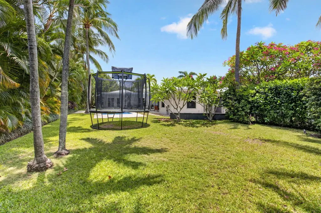 2006 NW 3rd Avenue Delray Beach FL 33444