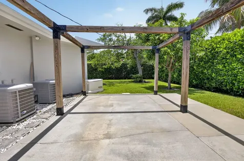 2006 NW 3rd Avenue Delray Beach FL 33444