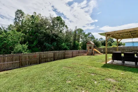 7726 102nd Avenue Vero Beach FL 32967