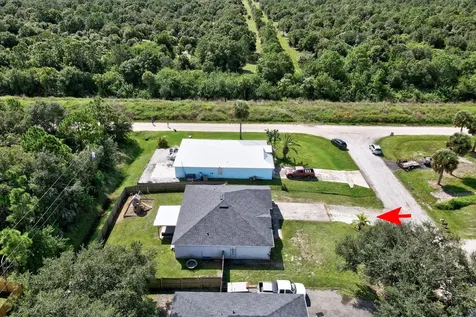 7726 102nd Avenue Vero Beach FL 32967