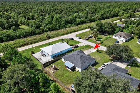 7726 102nd Avenue Vero Beach FL 32967