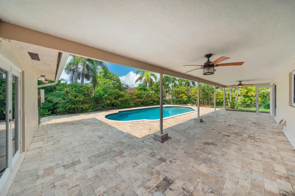 11901 NW 25th Street Plantation FL 33323
