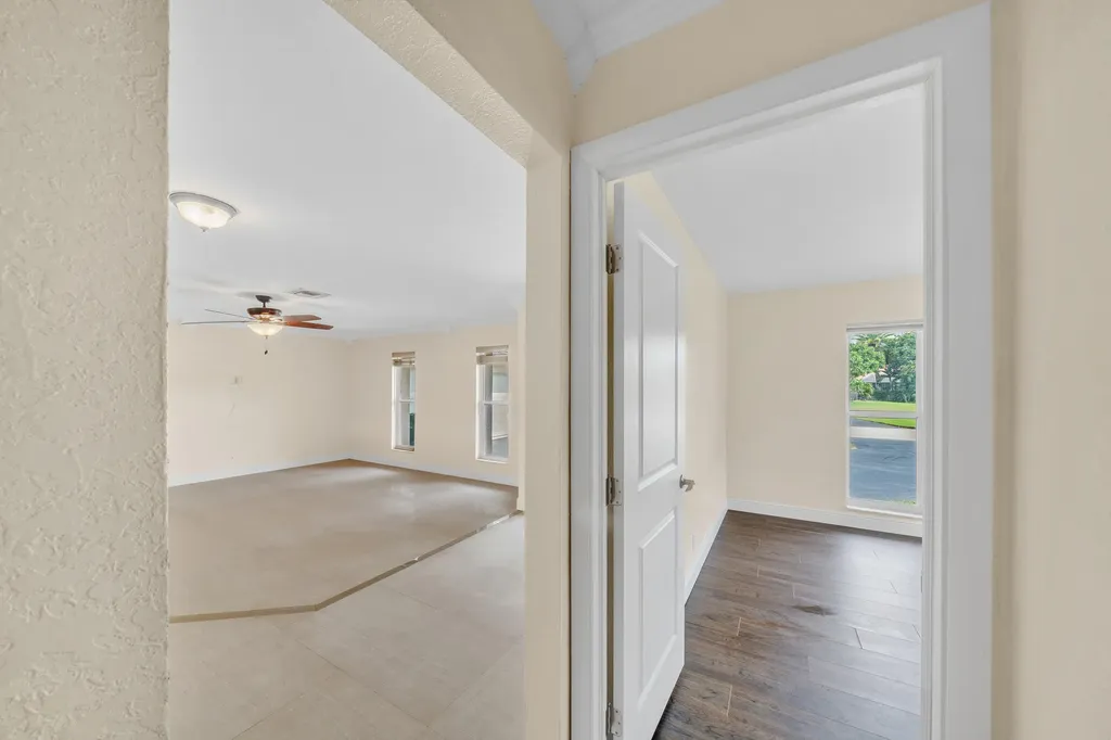 11901 NW 25th Street Plantation FL 33323