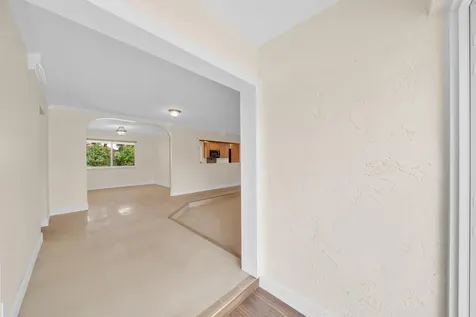 11901 NW 25th Street Plantation FL 33323