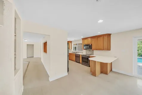 11901 NW 25th Street Plantation FL 33323